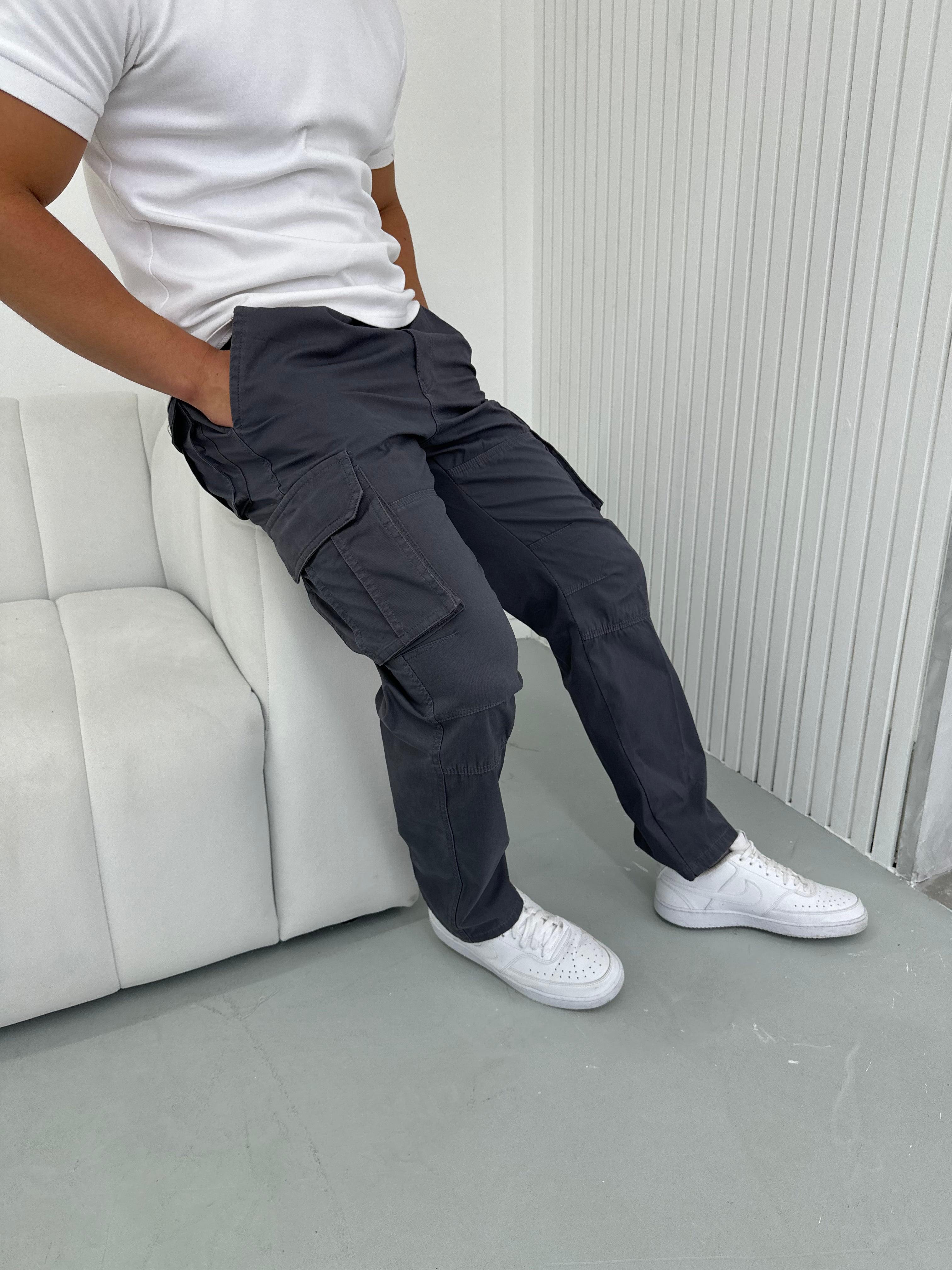 Daily Cargos - Gray Fino